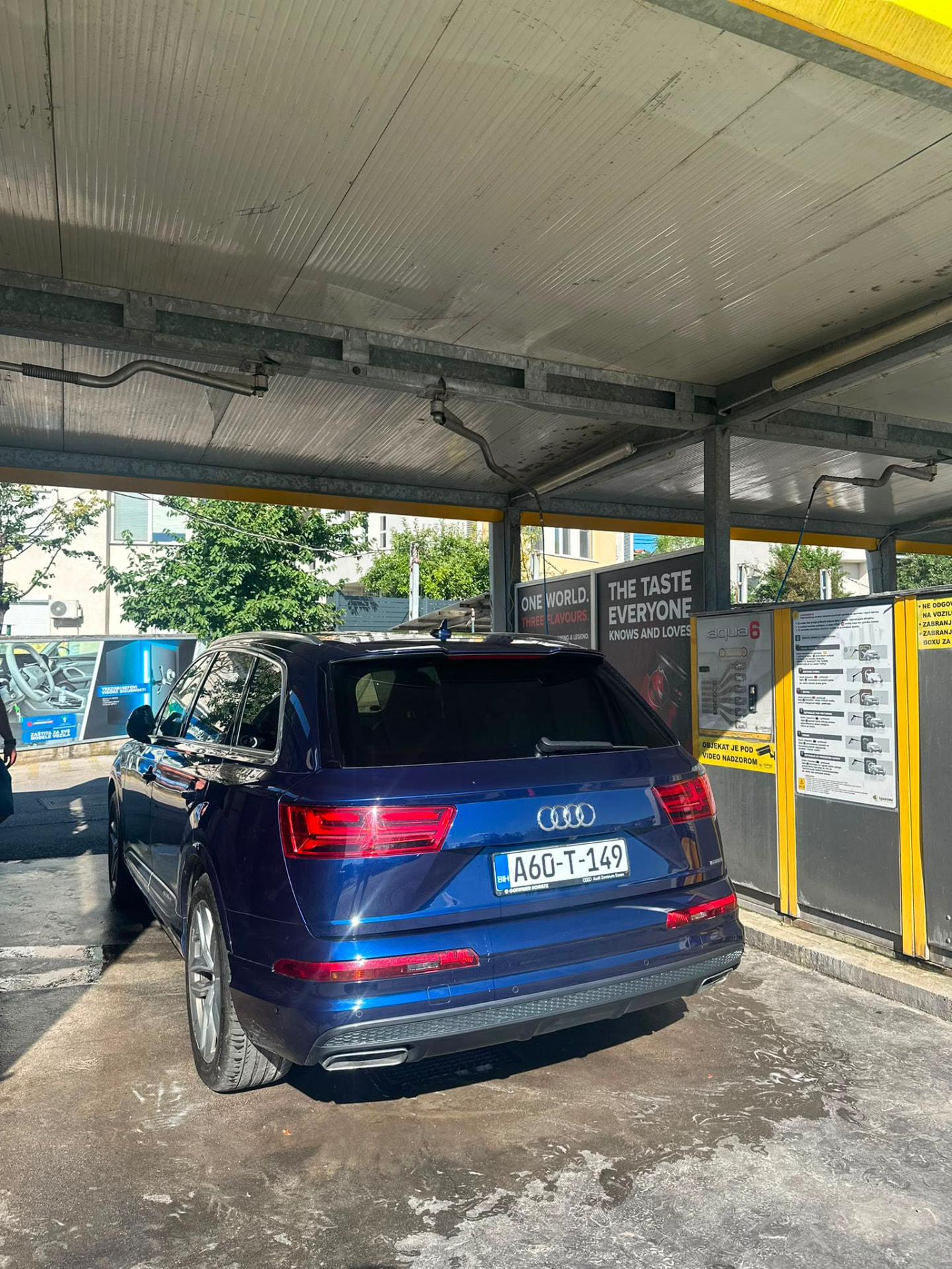 Audi Q7 — gallery image 2